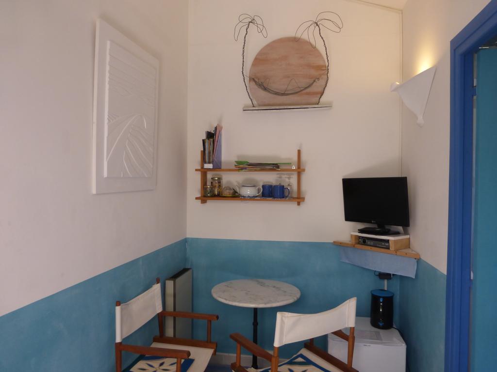 Bed and Breakfast La Genestière Clermont-lʼHérault Esterno foto